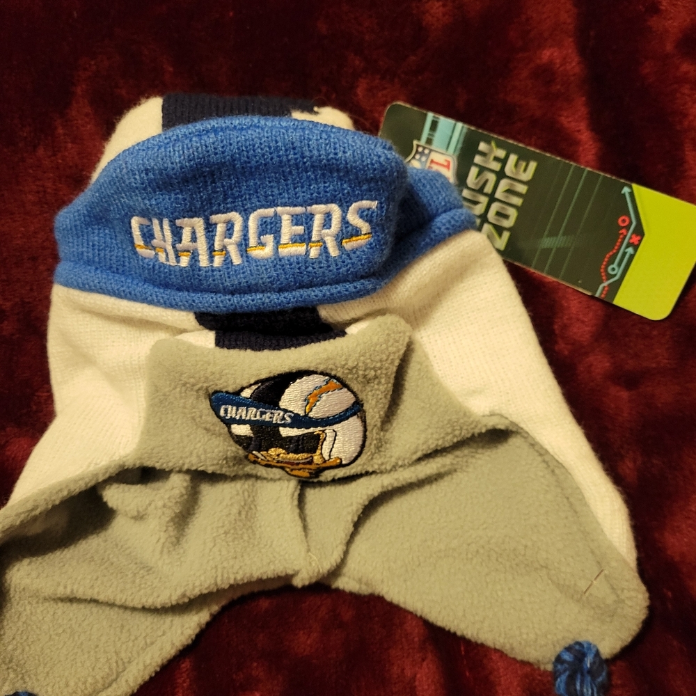 NWT Chargers NFL Child Warm Hat